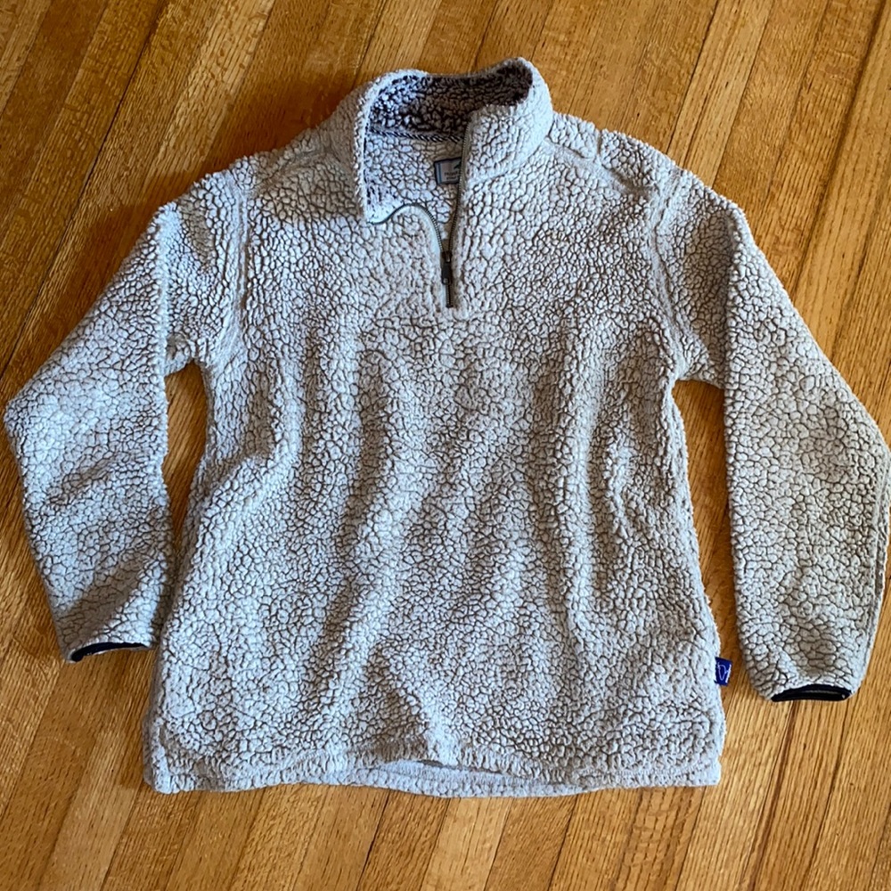 Properly tied pintail Sherpa pullover size small